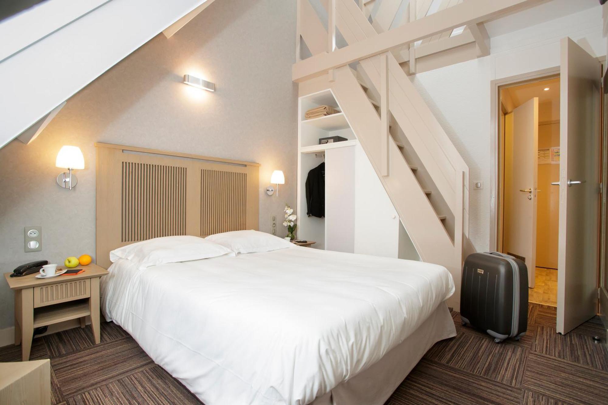 Le Cap Hornu Hotel 3*